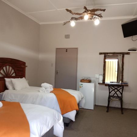 Die Windpomp Guesthouse Gobabis Extérieur photo