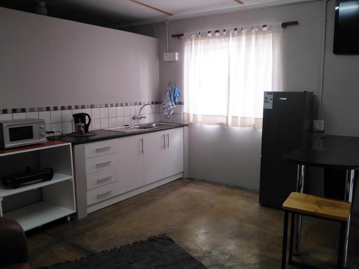 Die Windpomp Guesthouse Gobabis Extérieur photo