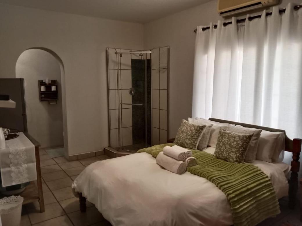 Die Windpomp Guesthouse Gobabis Extérieur photo
