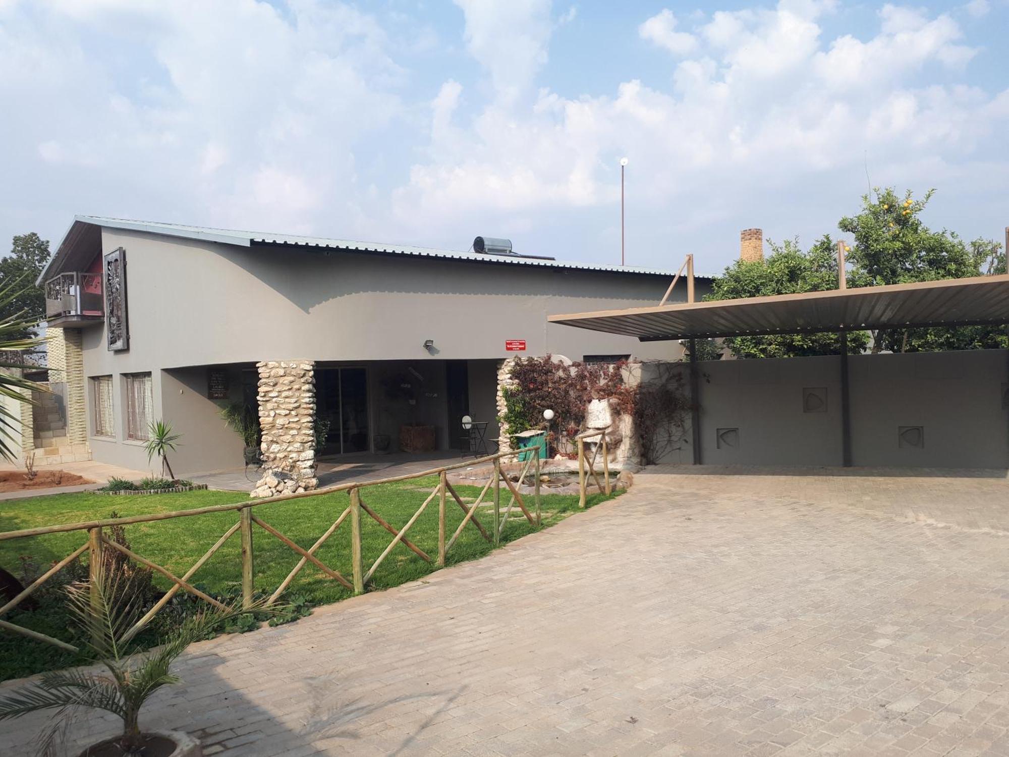 Die Windpomp Guesthouse Gobabis Extérieur photo