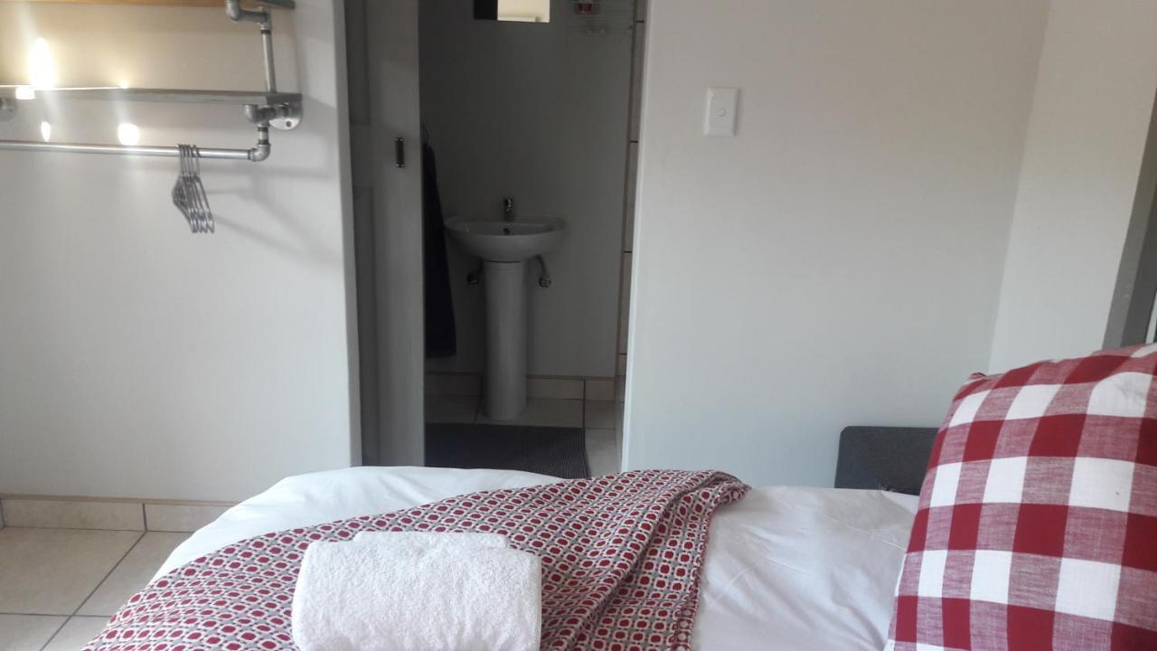Die Windpomp Guesthouse Gobabis Extérieur photo